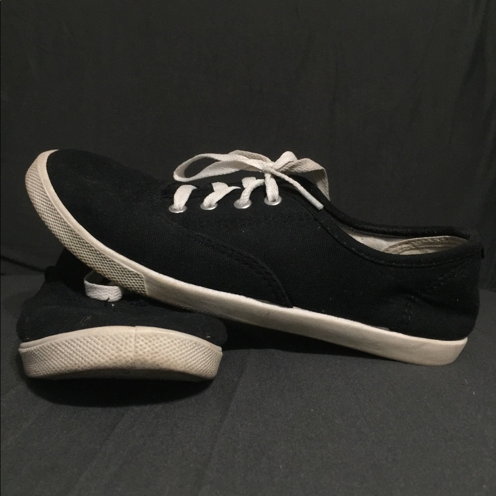 Black Faded Glory Sneakers